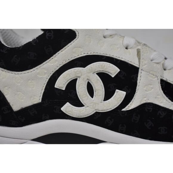 Chanel 22A Mens Black White Suede CC Logo Low Top Lace Up Trainer Sneaker 45 12 - Picture 3 of 11